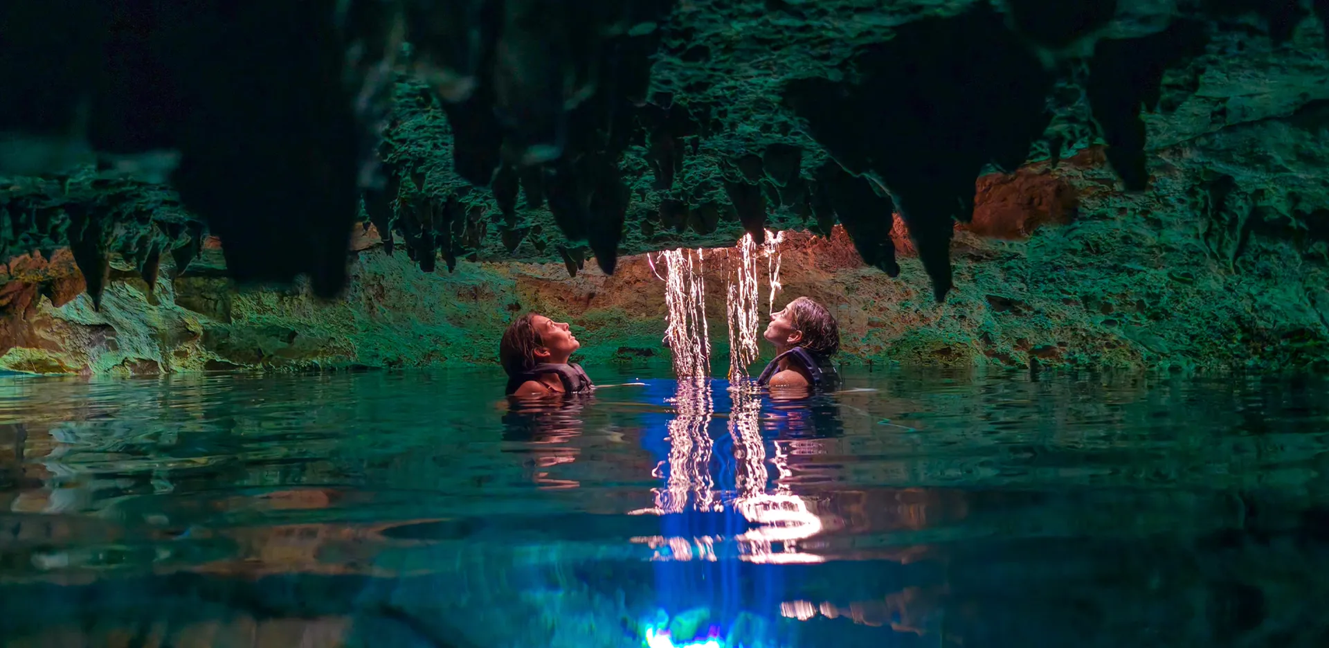 Río subterráneo en la Riviera Maya con Kantun Chi